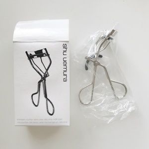 NWT Shu Uemura eyelash curler *1